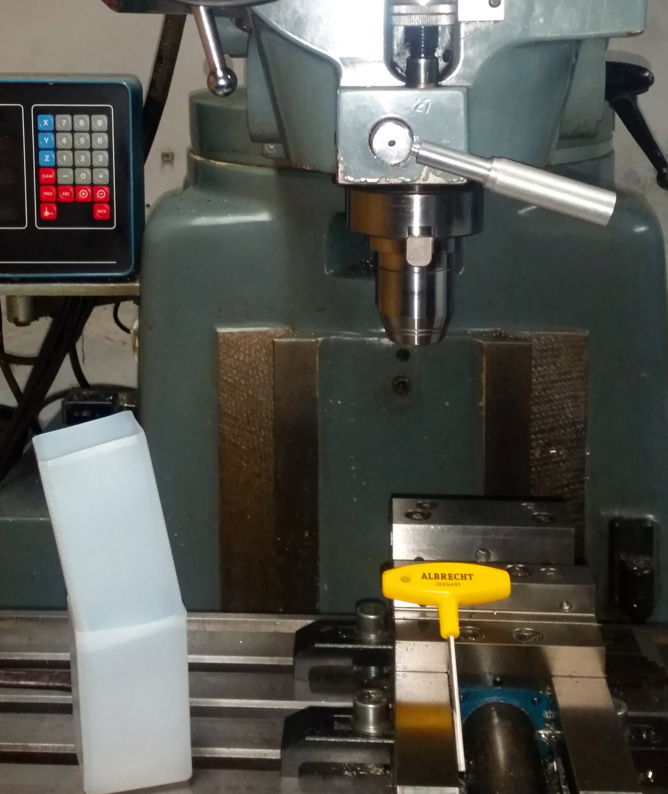 Das neue Bohrfutter, frisch ausgepackt und in der Spindel installiert.